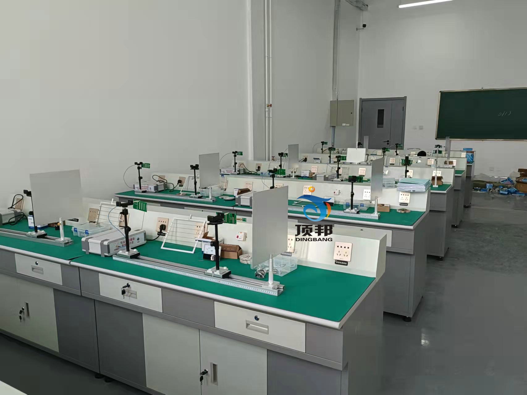 電磁場電磁波可視化教學實驗系統(tǒng)